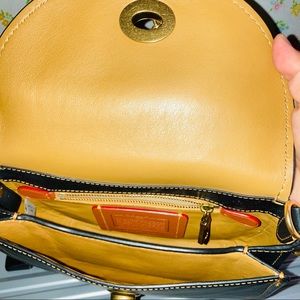 Coach 1941 turnlock saddle bag black brass 59241